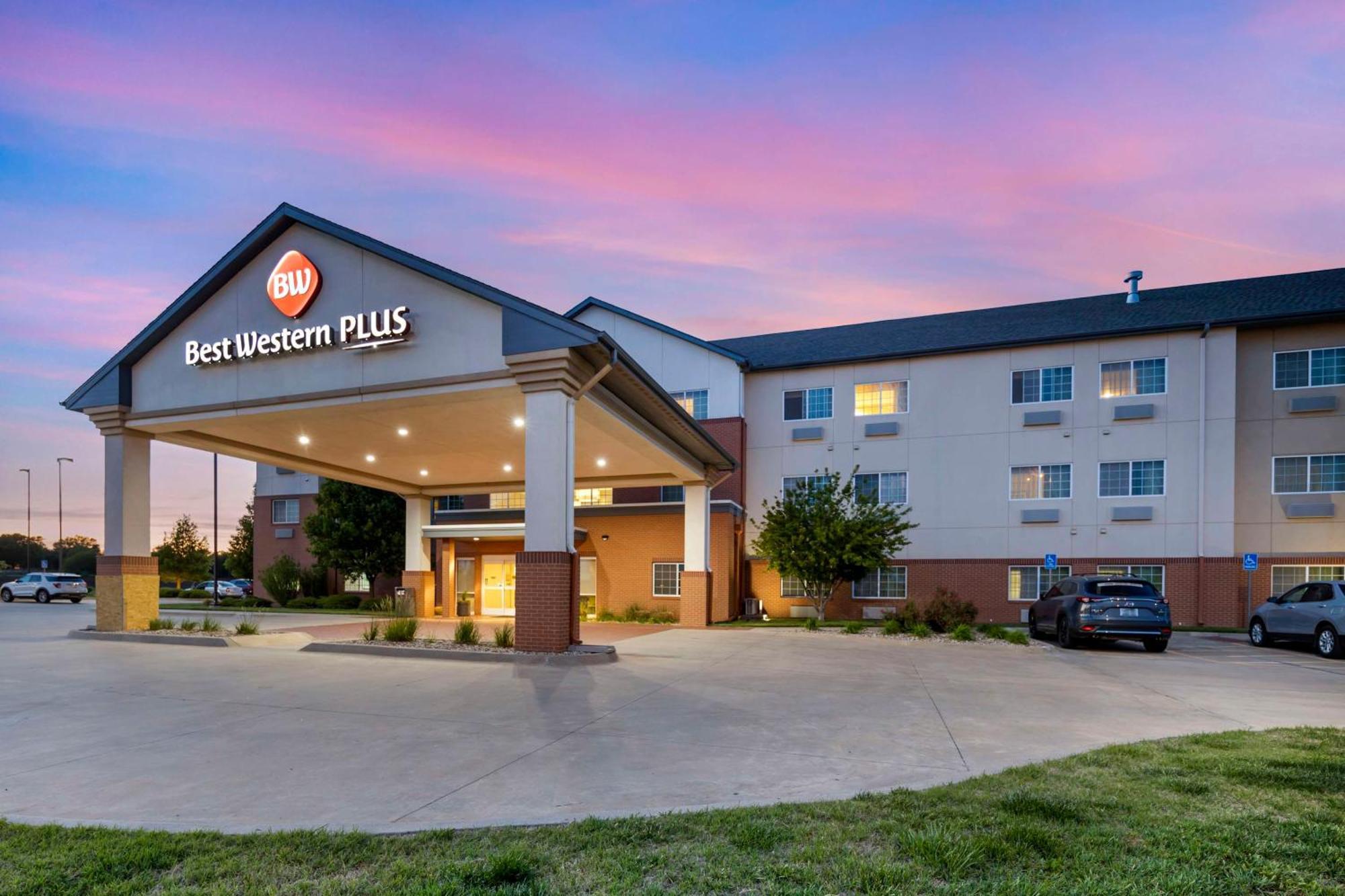 Best Western Plus Patterson Park Inn Arkansas City Екстериор снимка